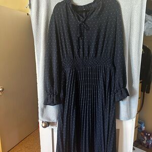 Chic Navy Blue Midi Dress